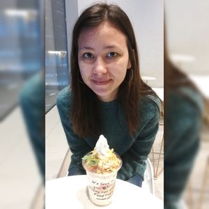 Meet your Posher, Clarissa